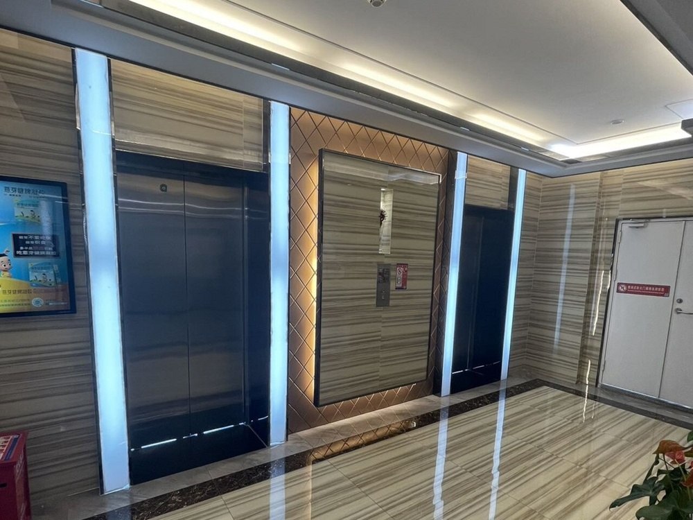 电梯厅1